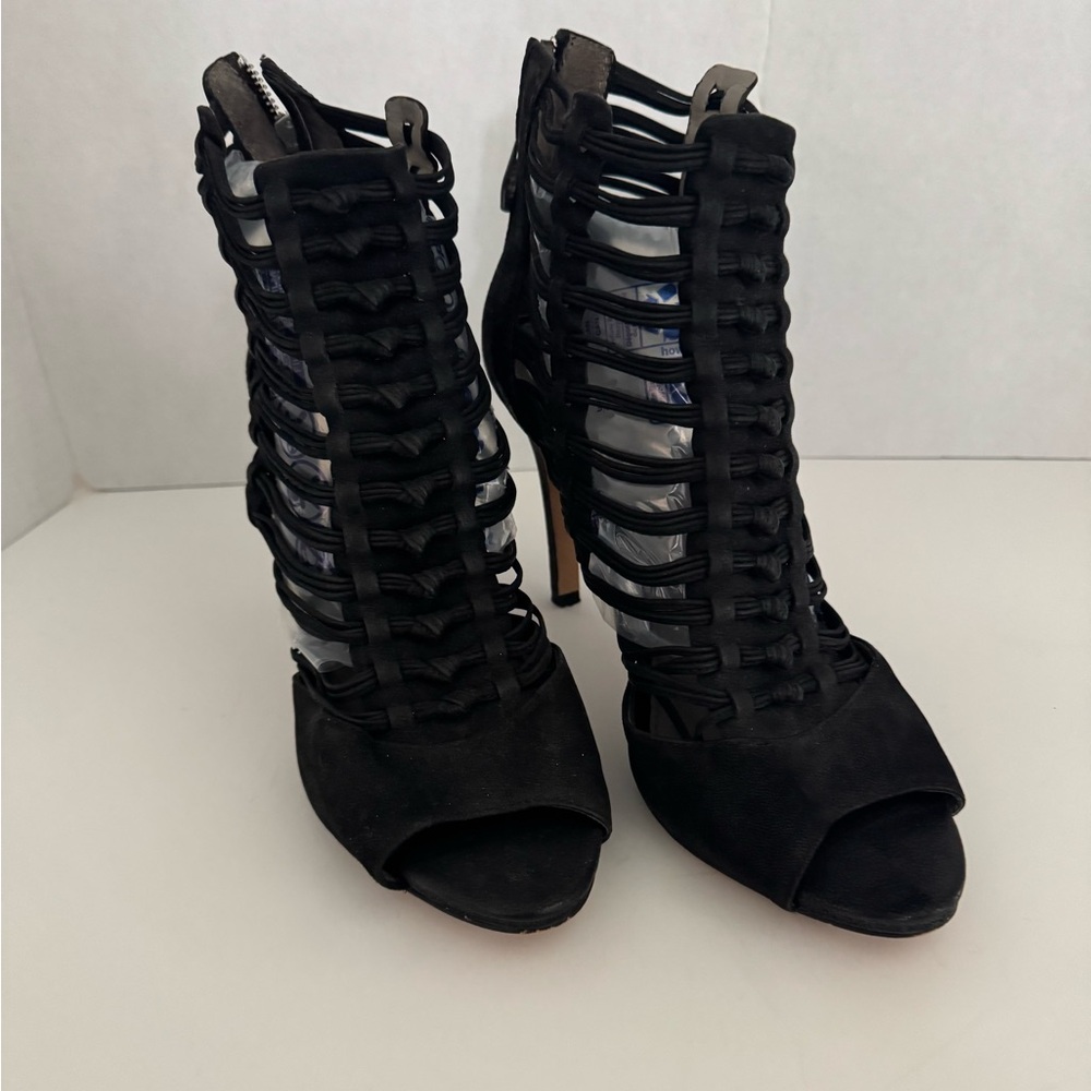 Vince Camuto Galena Caged Bootie - Size 11